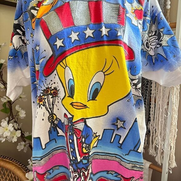 Vintage Looney Tunes Tweety Bird 90s Oversized Graphic T Shirt - Picture 4 of 11